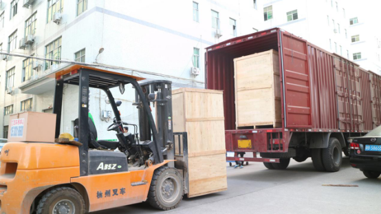 利泰智能無觸點(diǎn)穩(wěn)壓器批發(fā)